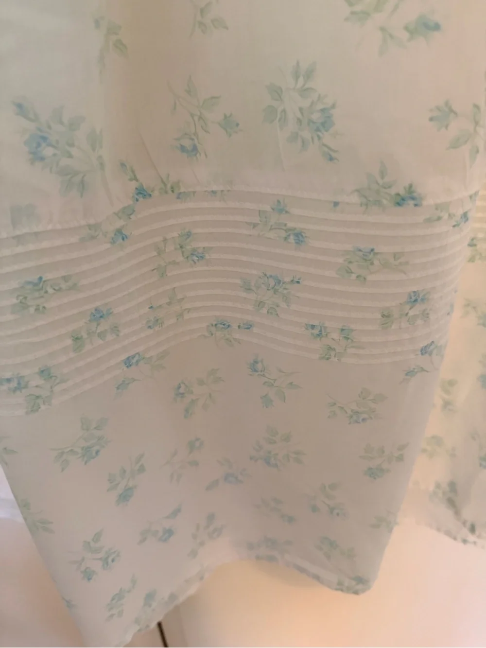 Eileen West light pale